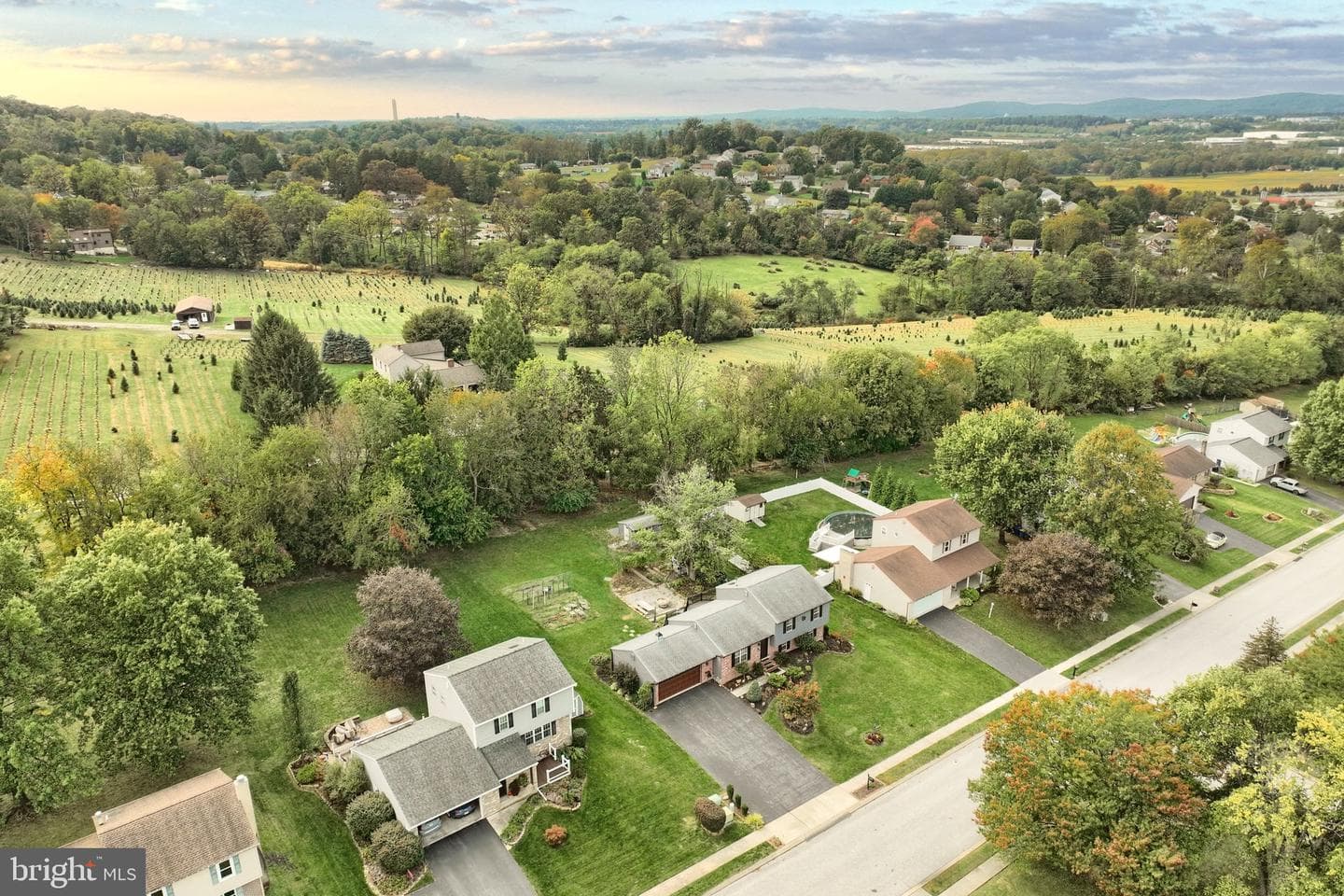 2816 Glen Hollow Drive photo 4