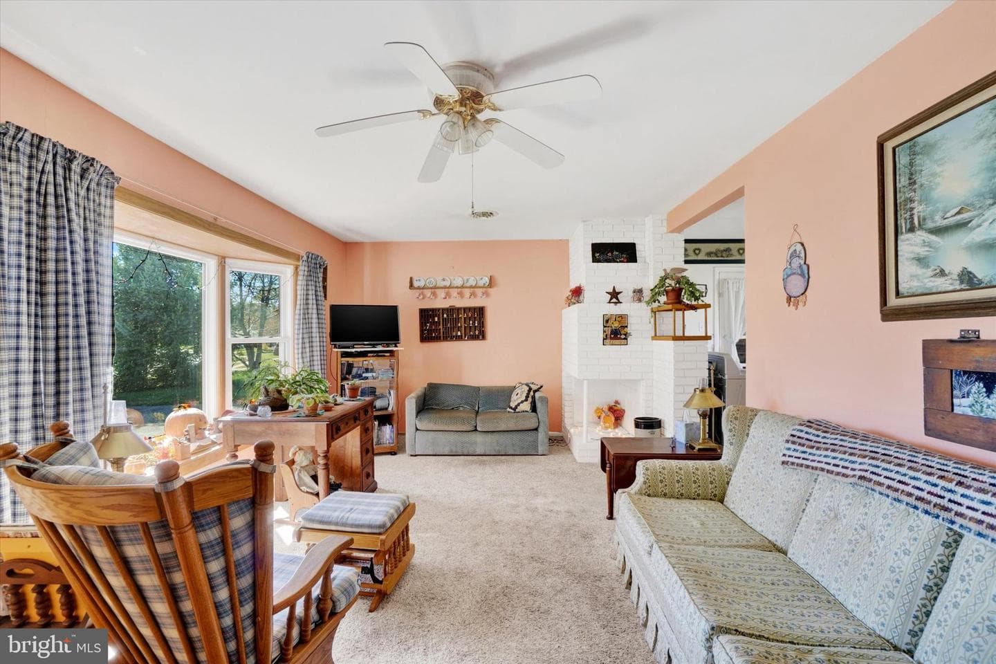 1432 Dartmouth Road photo 6