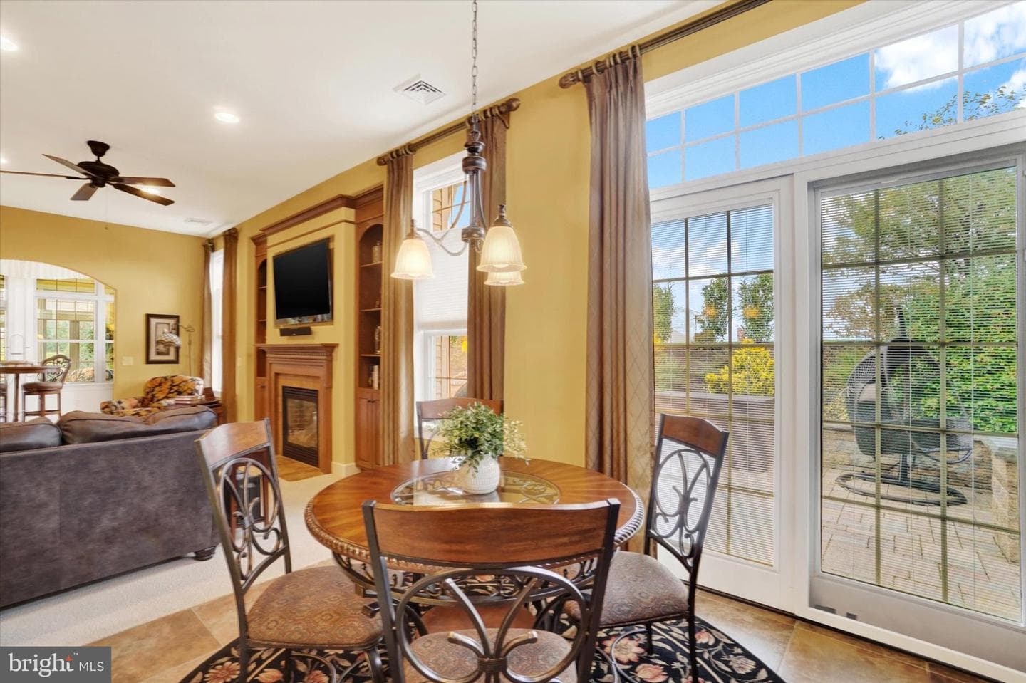 10 Azalea Drive photo 12