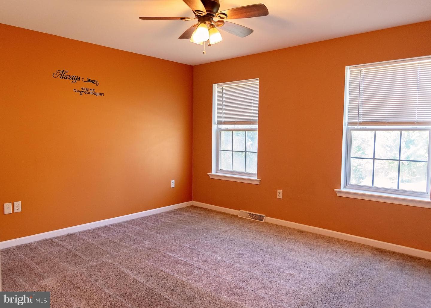 55 Burberry Lane photo 23