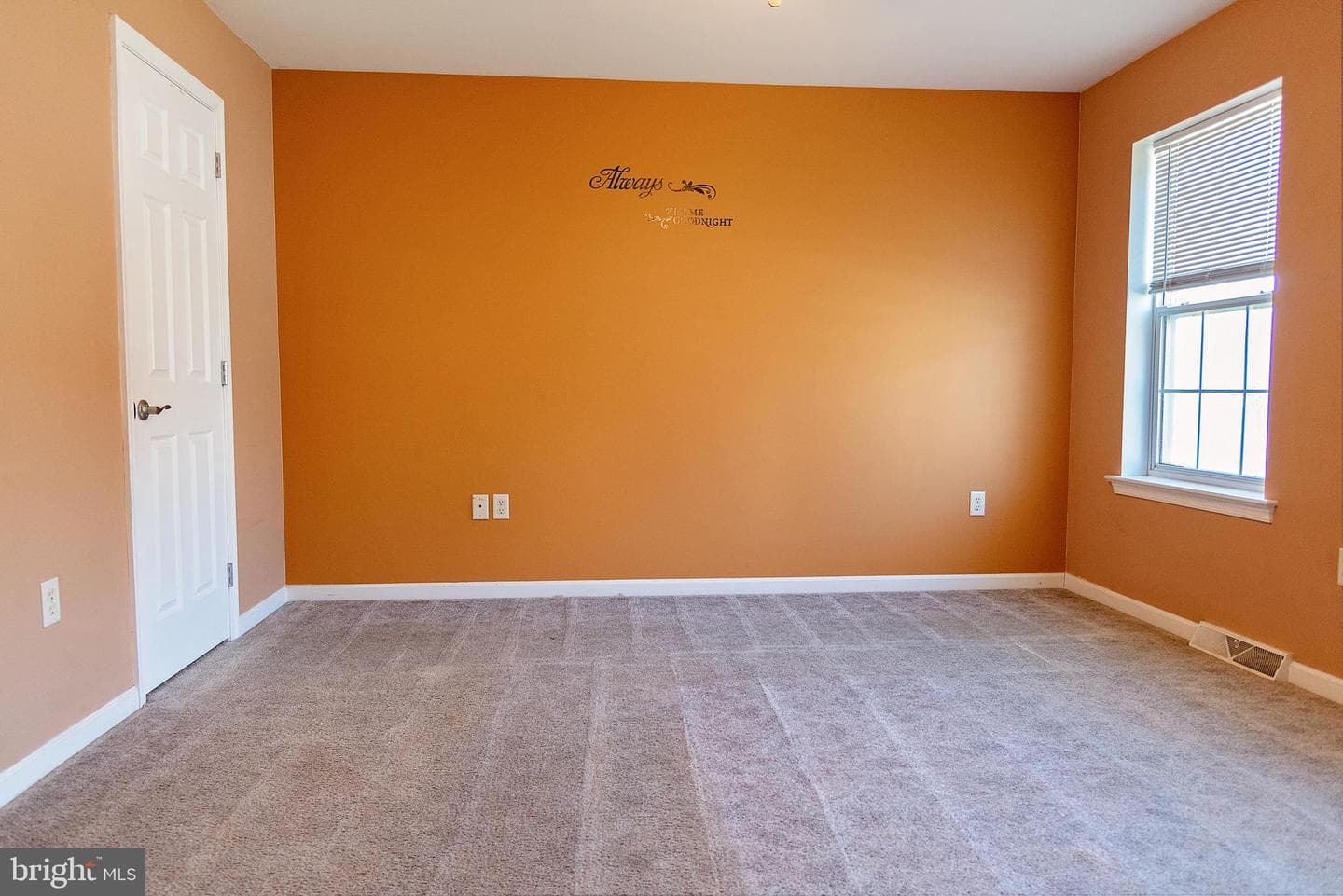 55 Burberry Lane photo 24