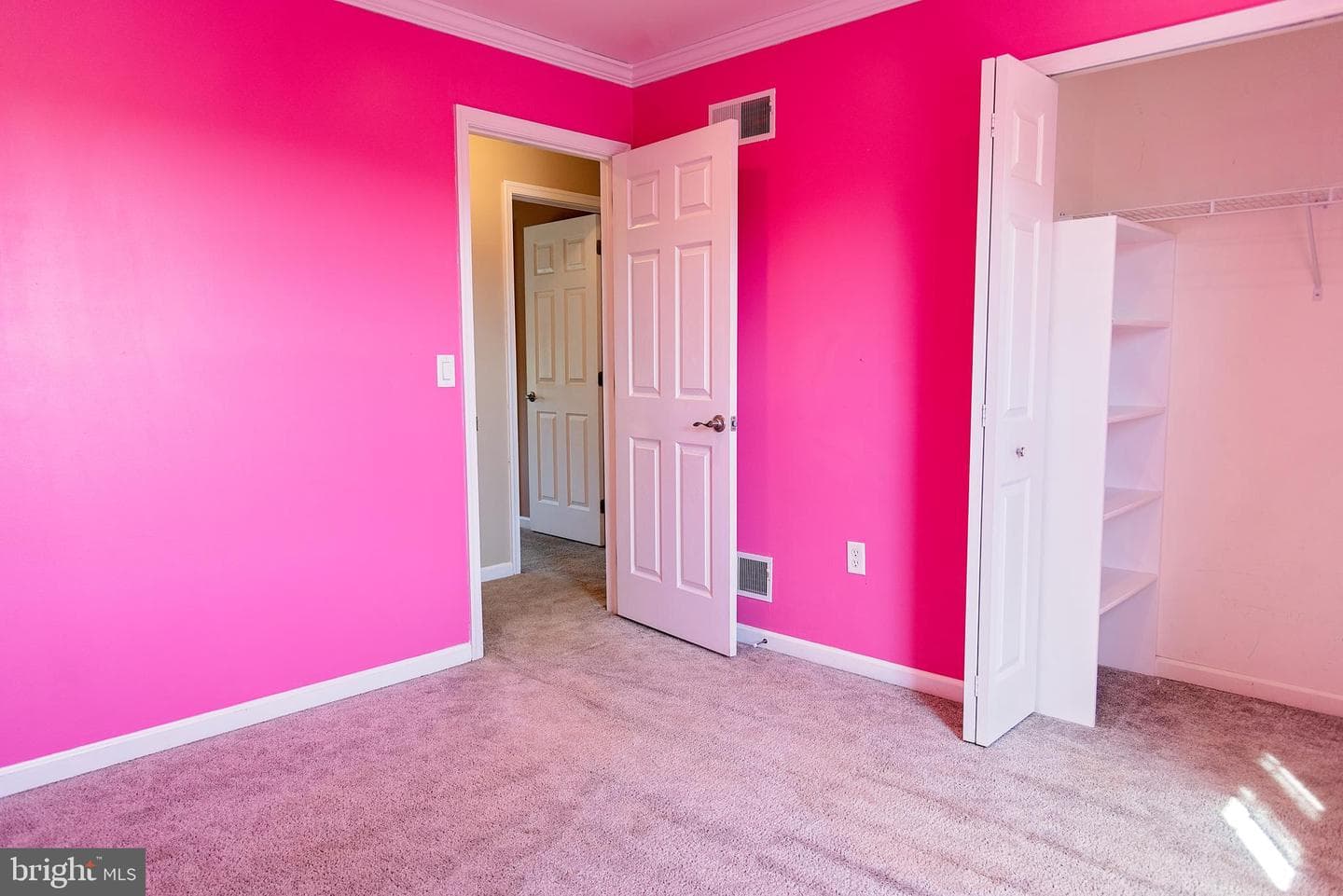 55 Burberry Lane photo 31