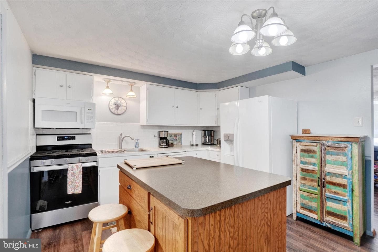 441 Woodland View Drive photo 8