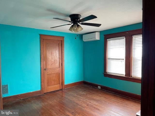 46 N Clinton Street photo 18