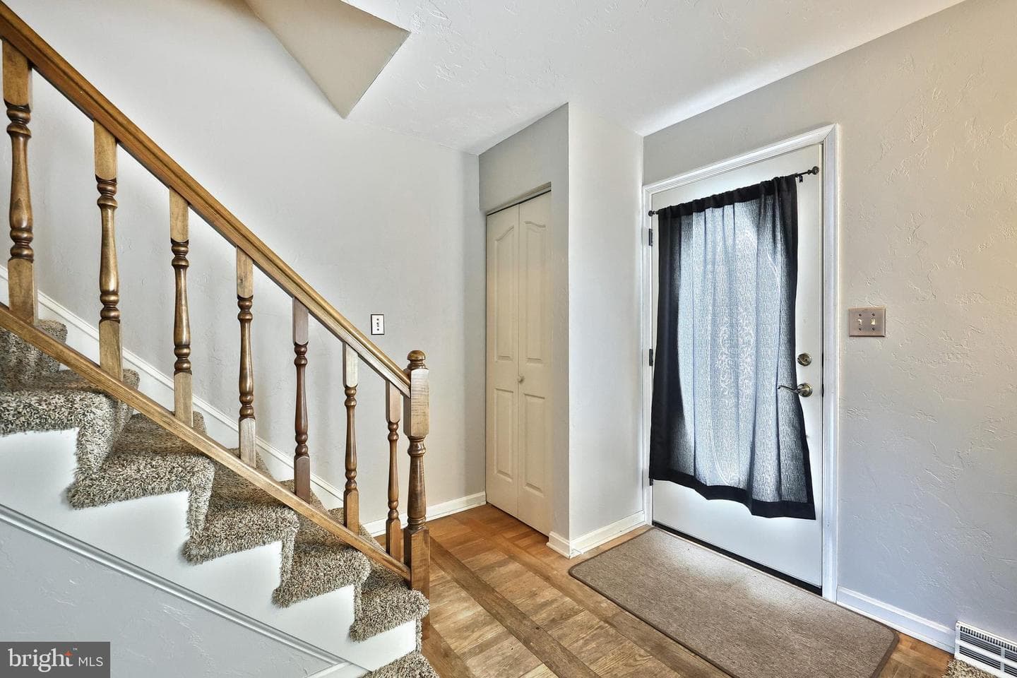 253 W Chestnut Street #11 photo 22