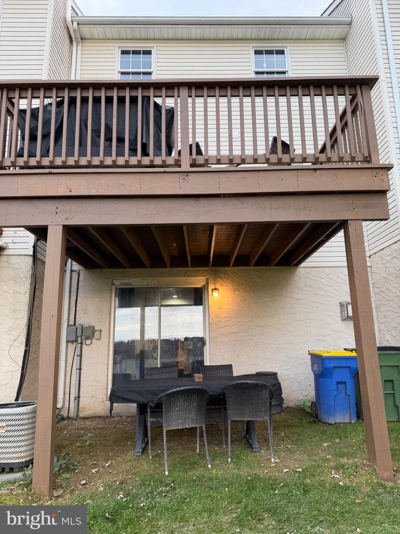 680 Robin Hill Circle photo 38