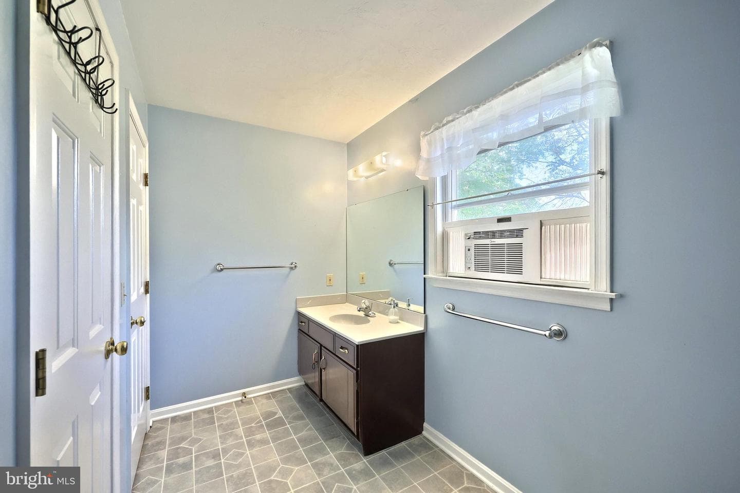 4877 Battlehill Road photo 28