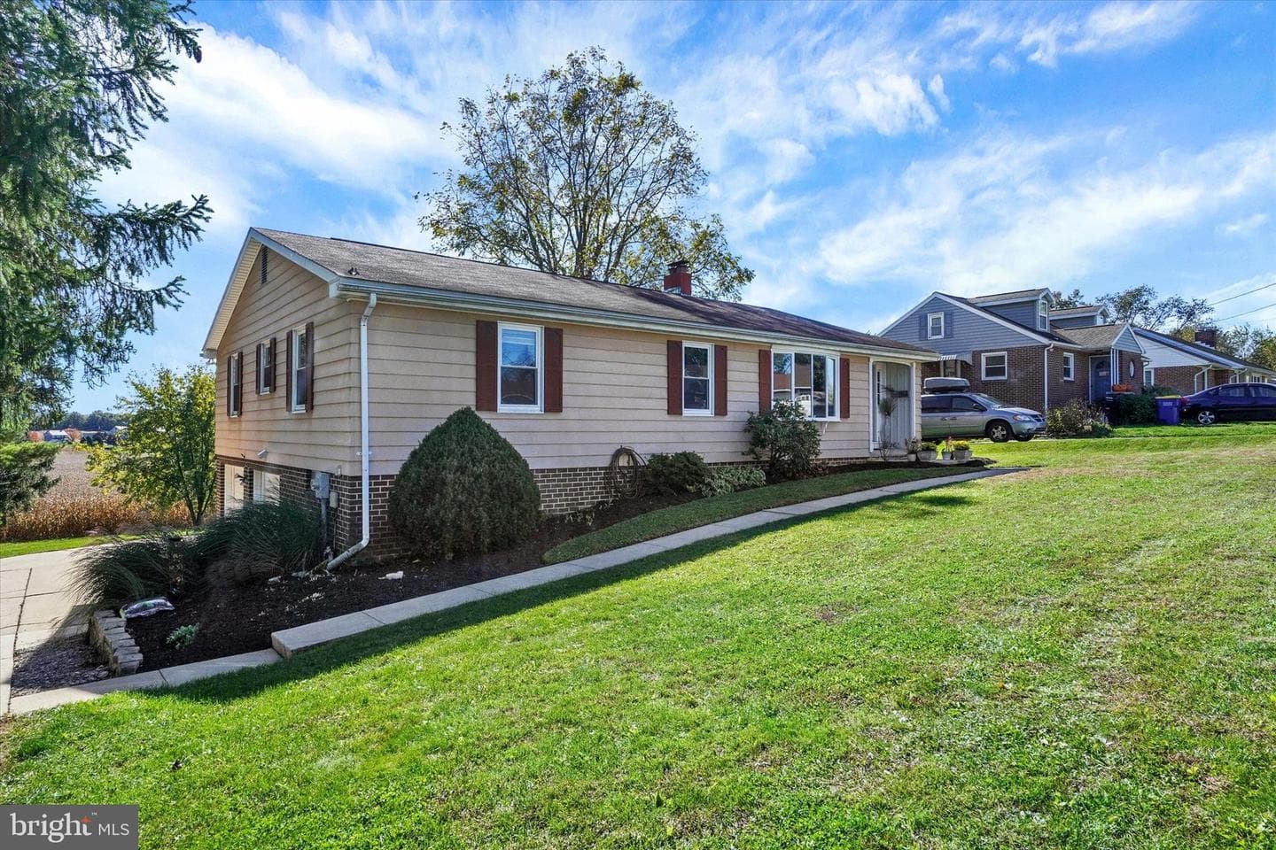 4650 Wolfs Church Road photo 2