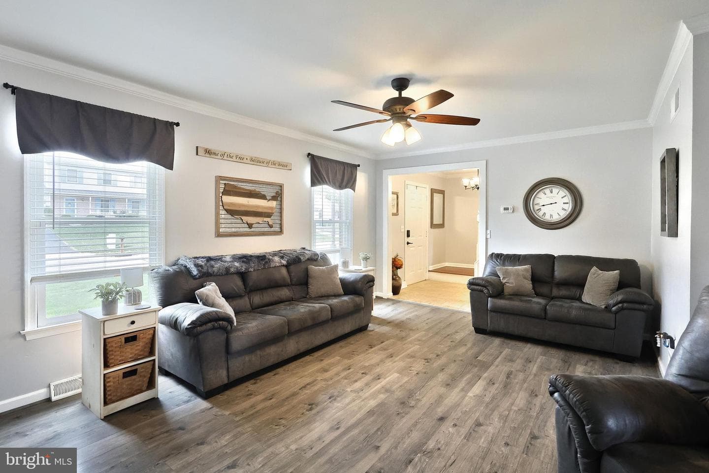 409 White Rose Lane photo 17