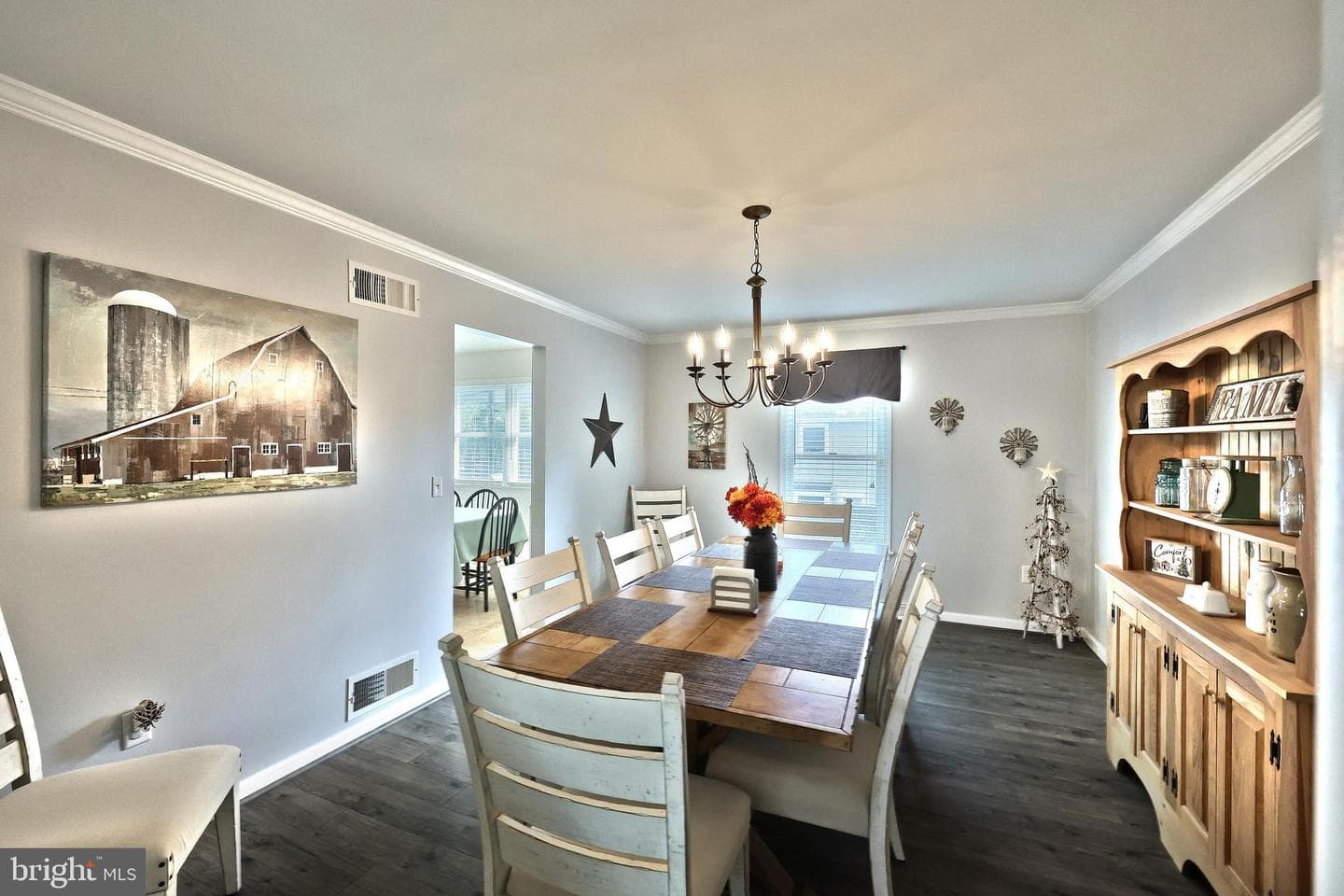 409 White Rose Lane photo 18