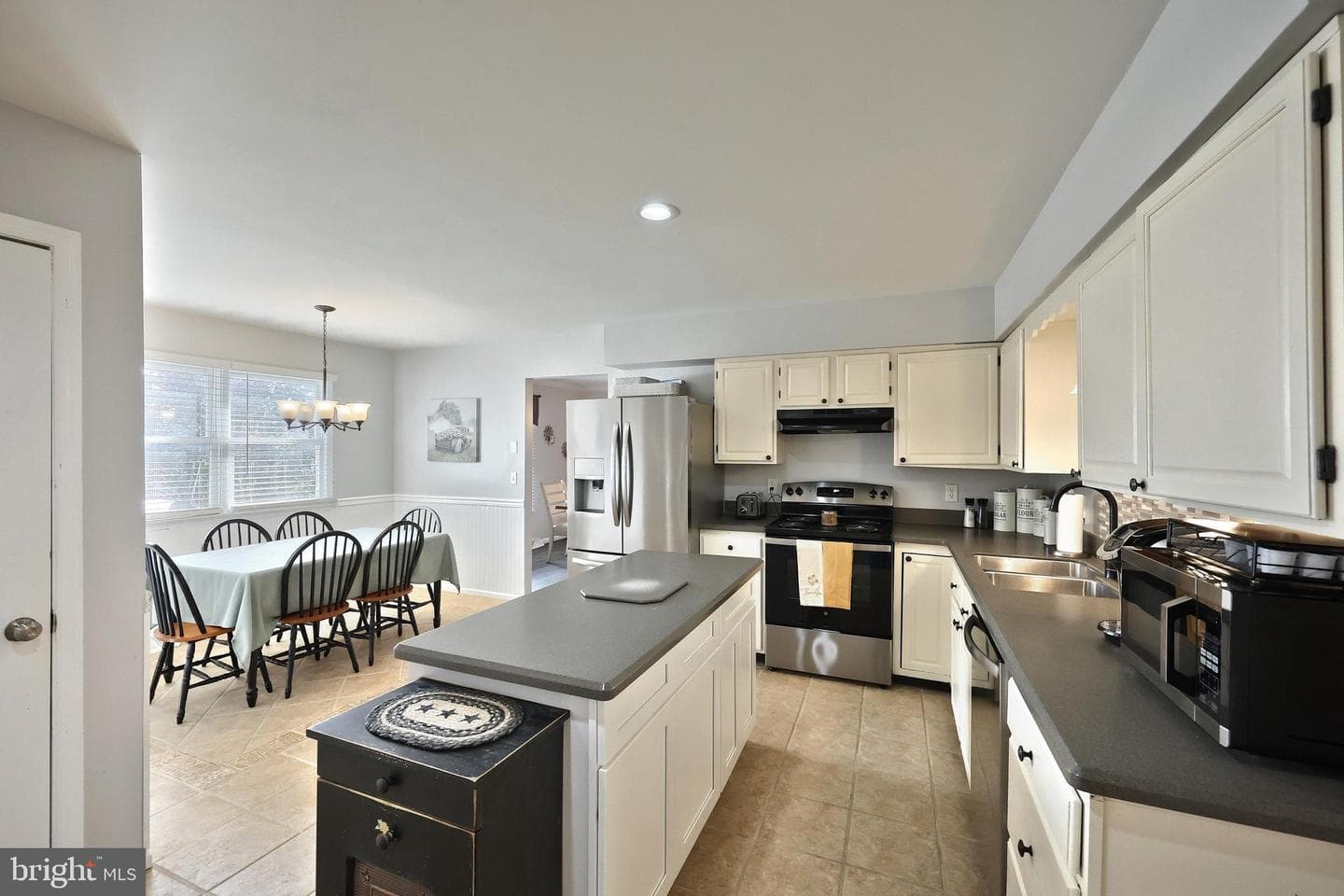 409 White Rose Lane photo 20