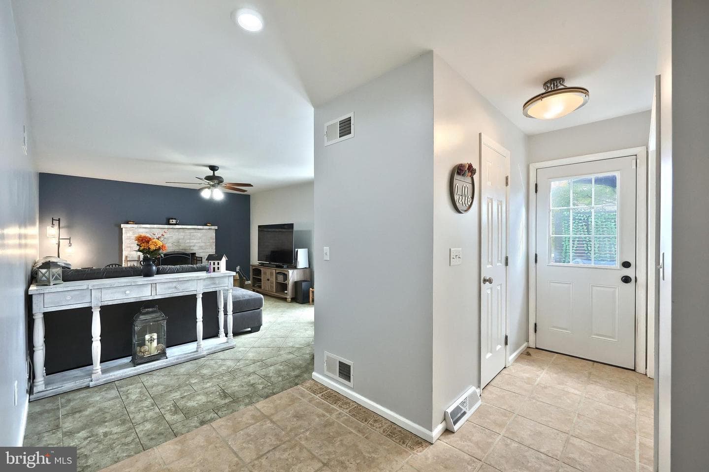 409 White Rose Lane photo 22