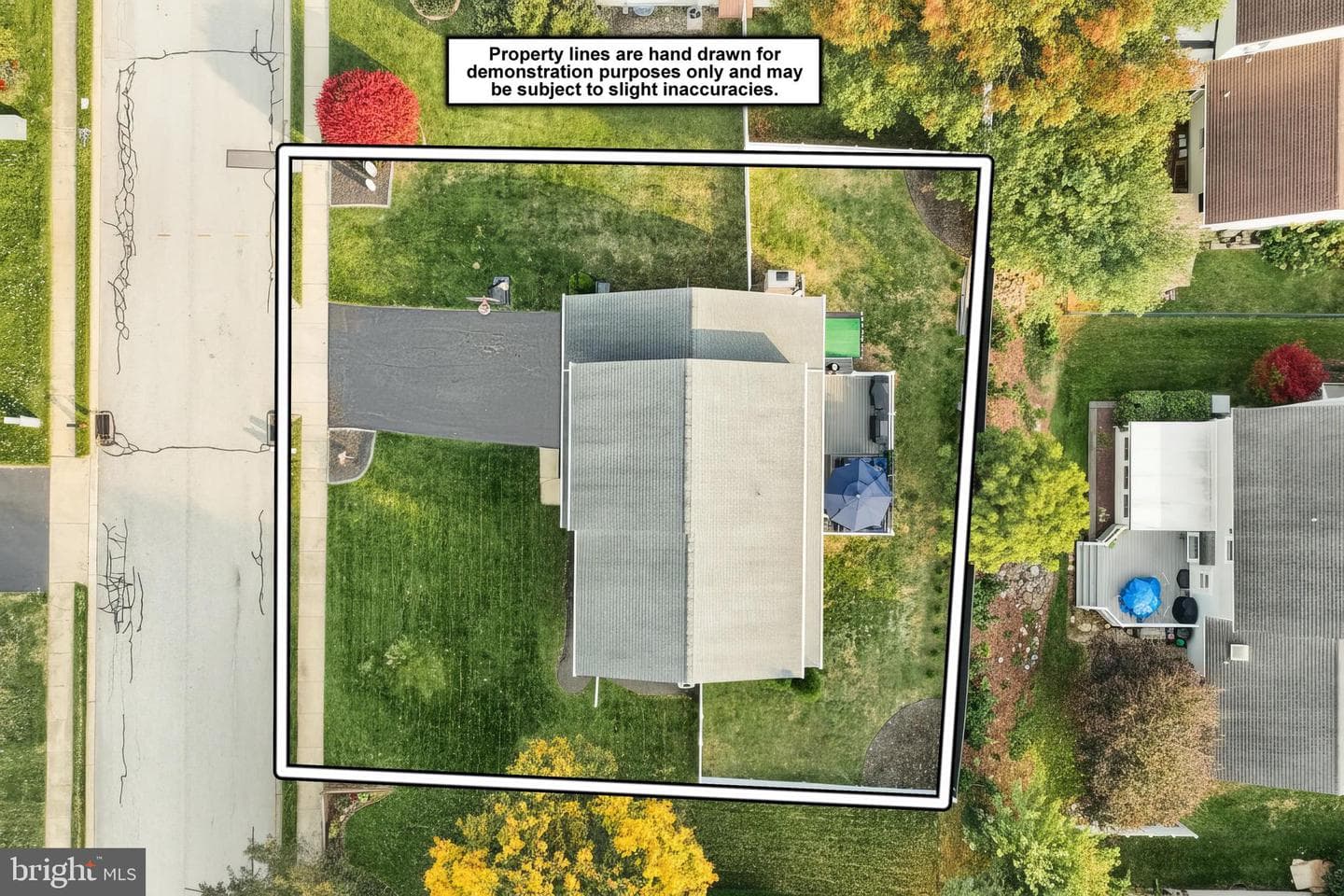 409 White Rose Lane photo 4