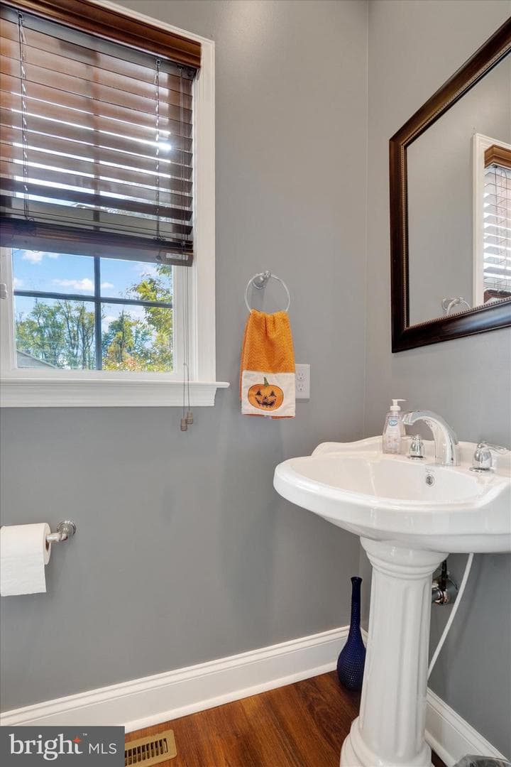 240 Red Haven Road photo 5