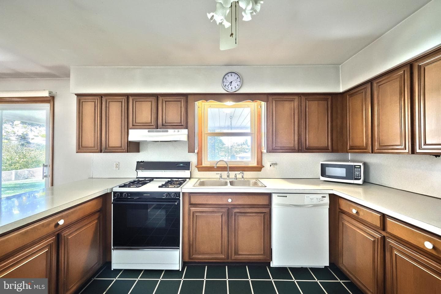 2179 Bon Aire Drive photo 21
