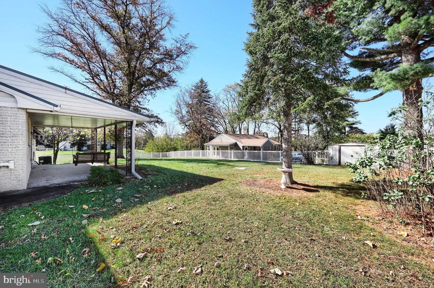 2179 Bon Aire Drive photo 7