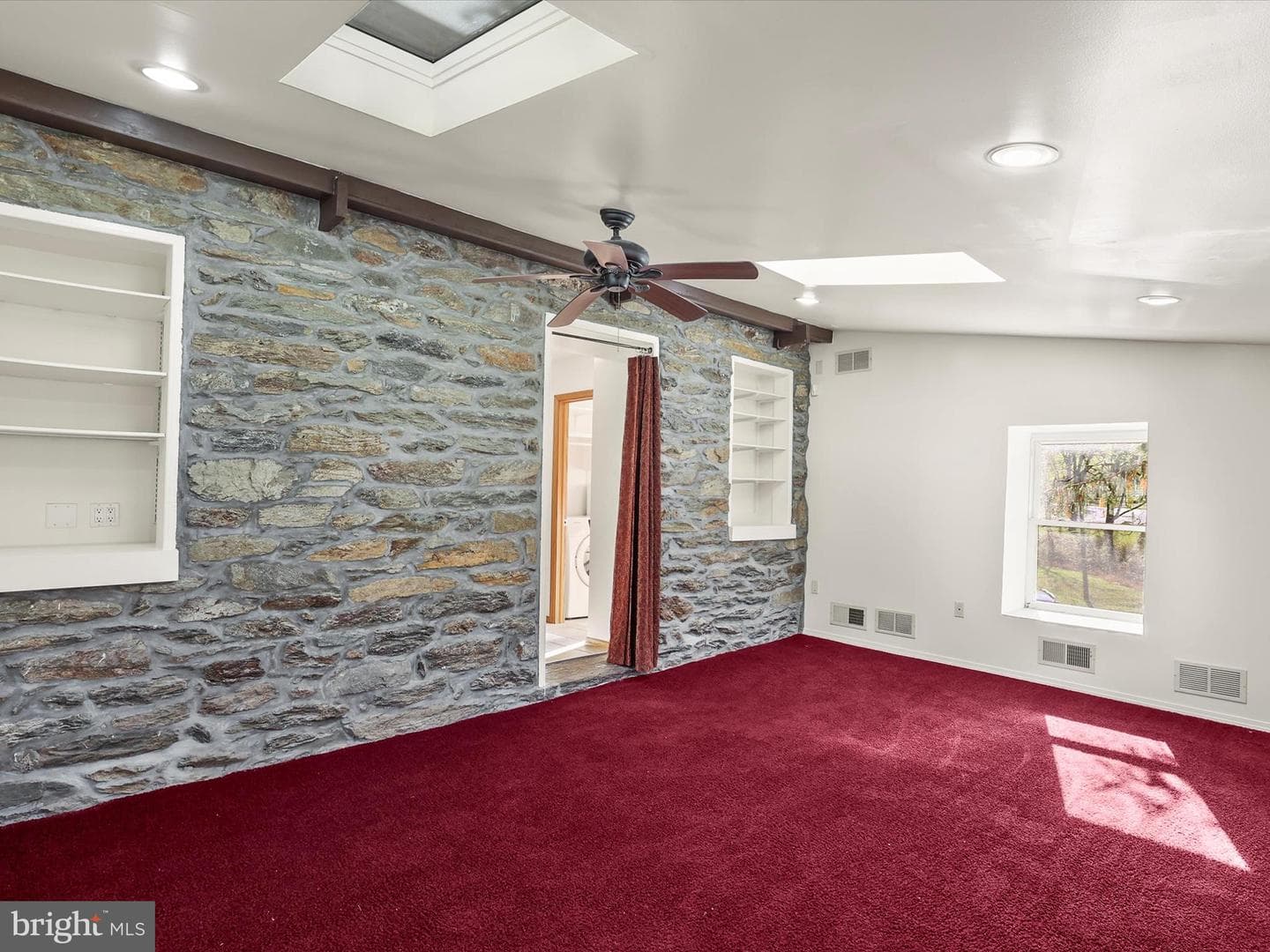 2122 W Springfield Road photo 33