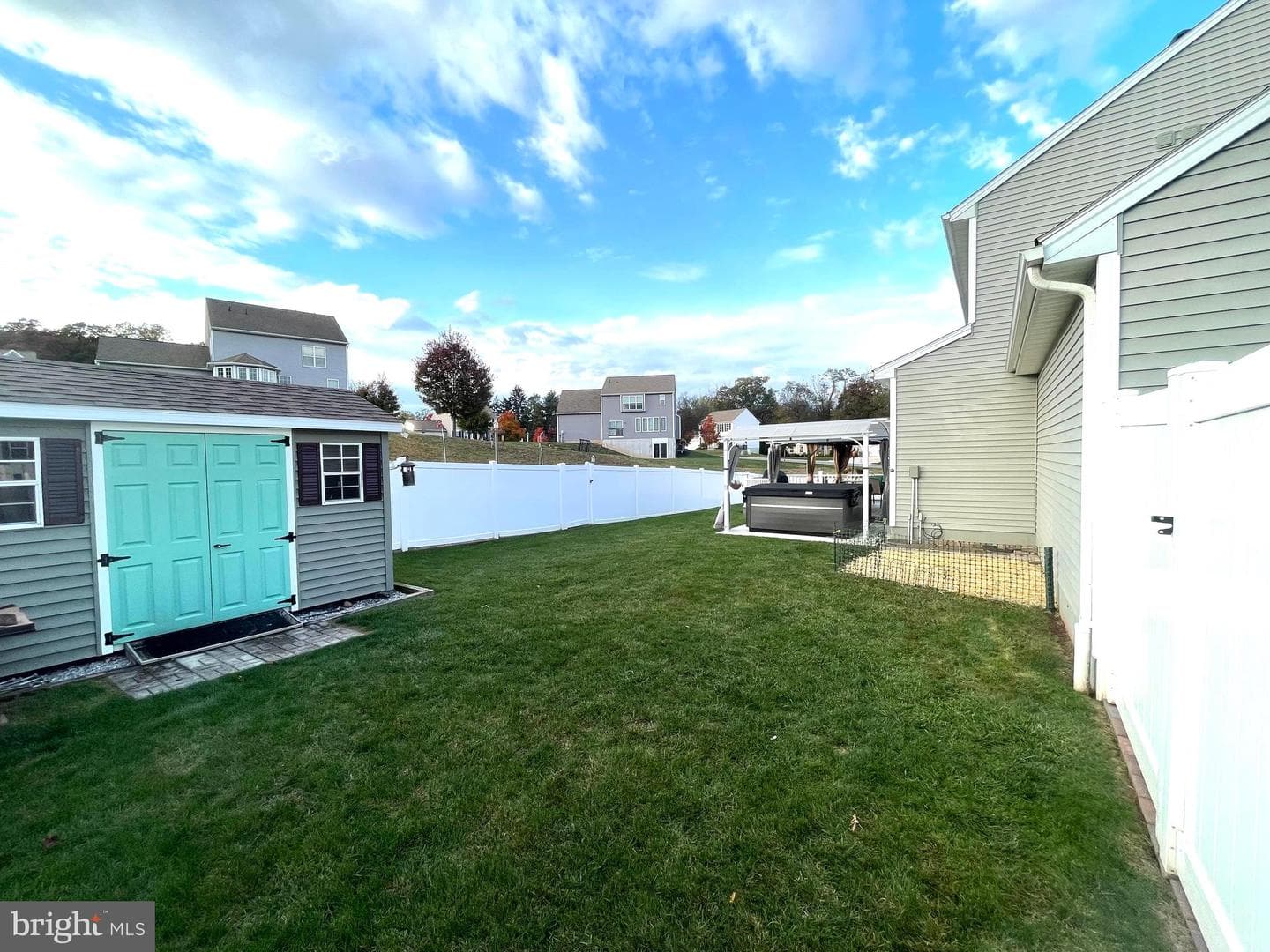 20 Crabapple Drive photo 68