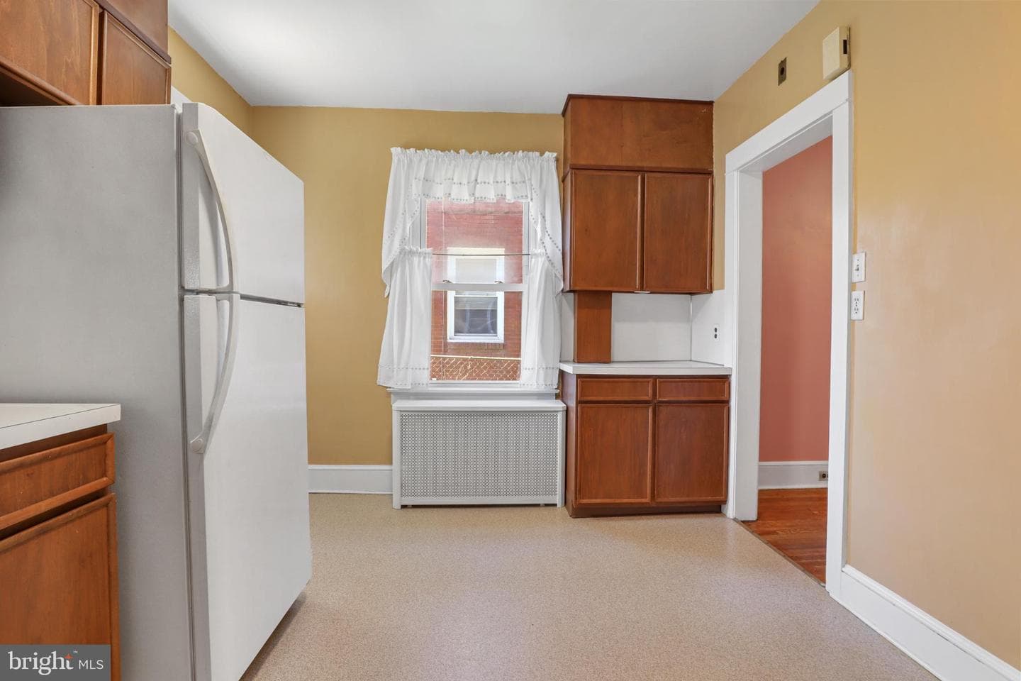 522 Ludlow Avenue photo 10