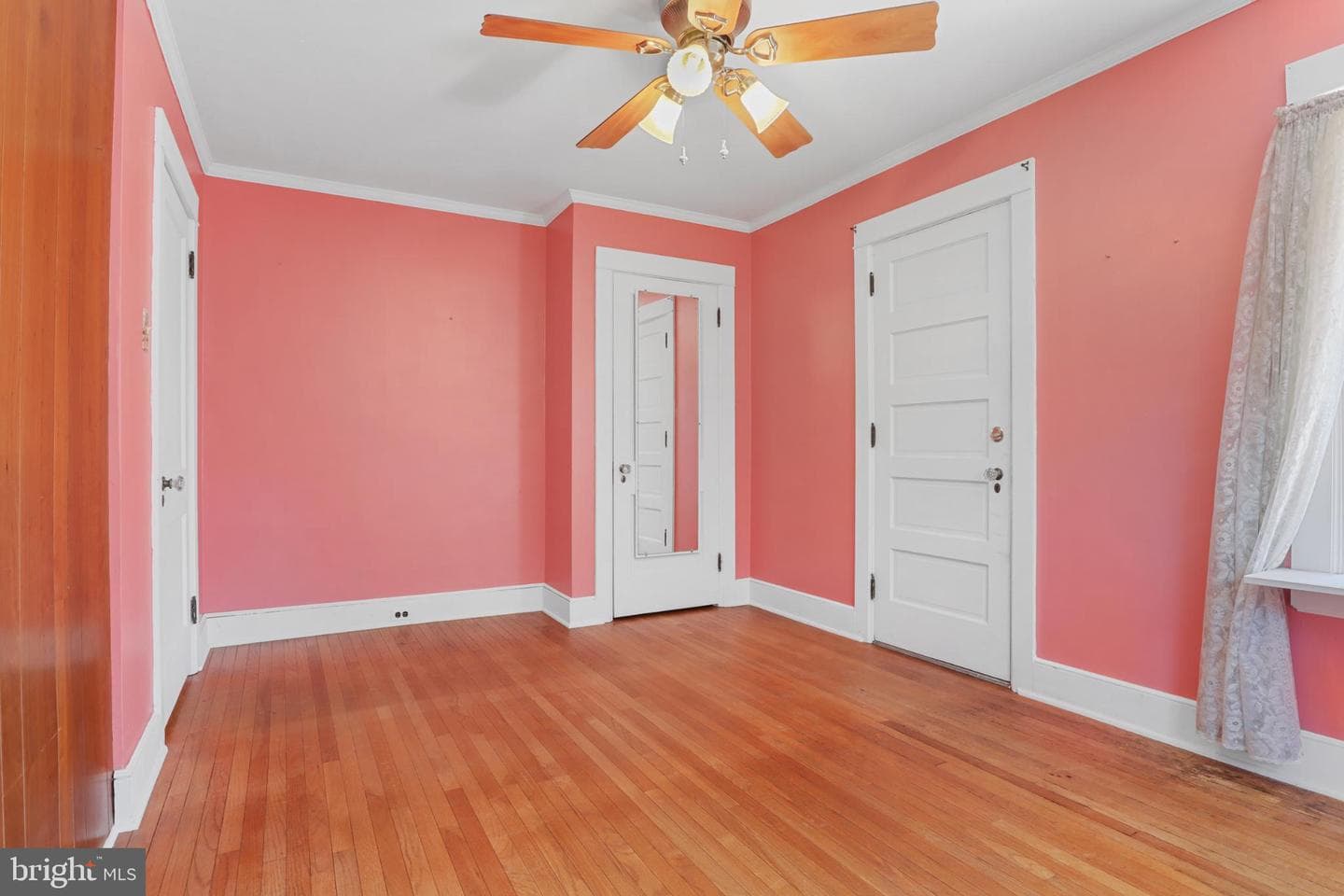 522 Ludlow Avenue photo 15
