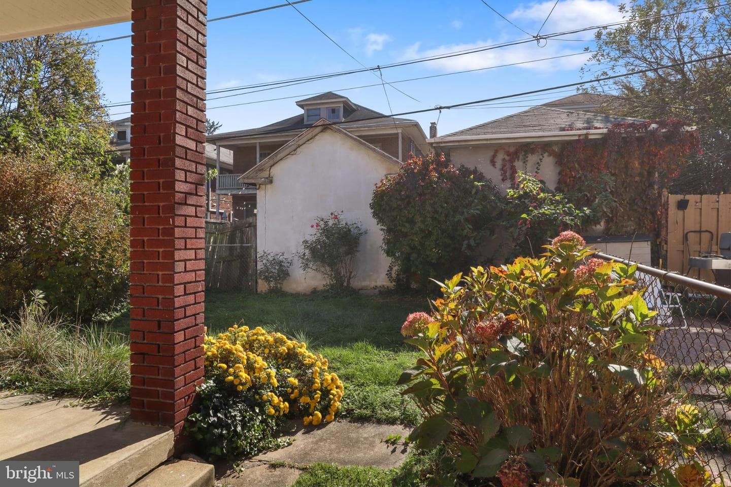 522 Ludlow Avenue photo 27