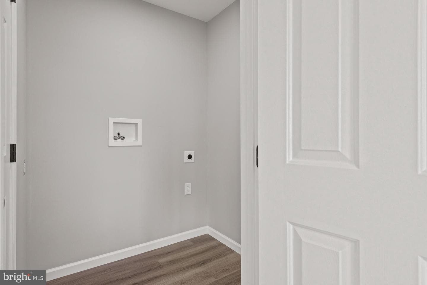 240 Robin Hill Circle photo 13