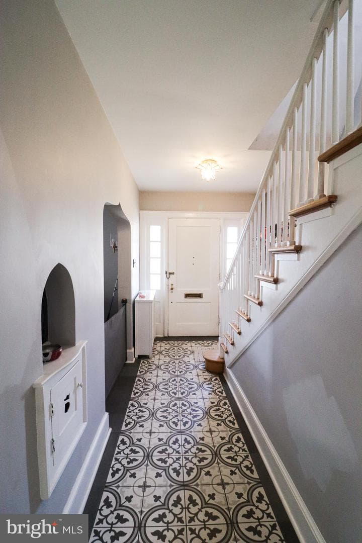 31 N Manheim Street photo 3