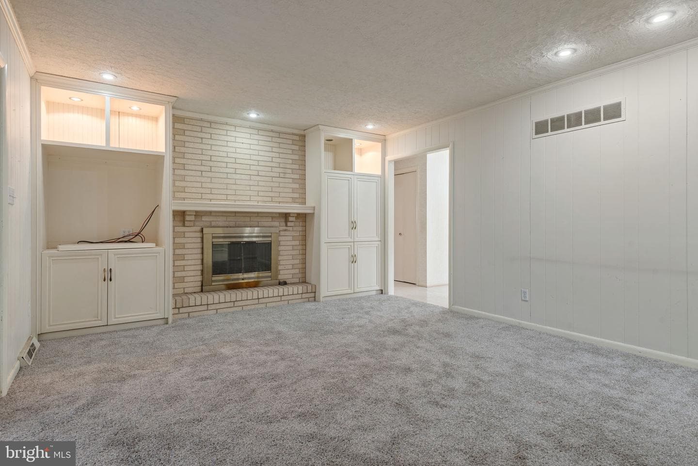 3045 Round Hill Road photo 10