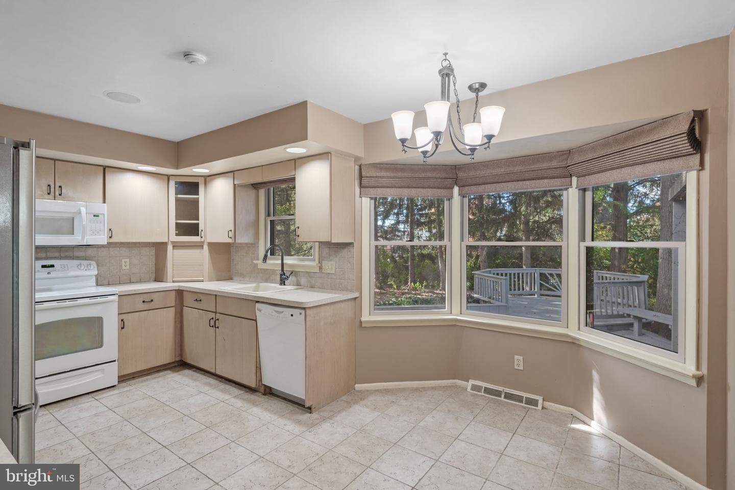 3045 Round Hill Road photo 14
