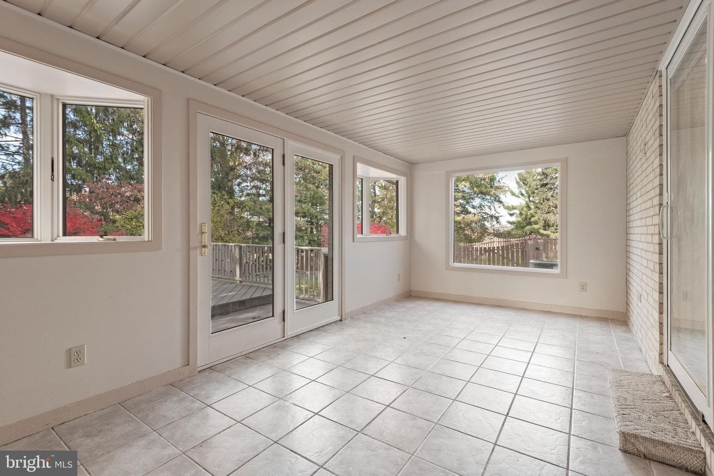 3045 Round Hill Road photo 21