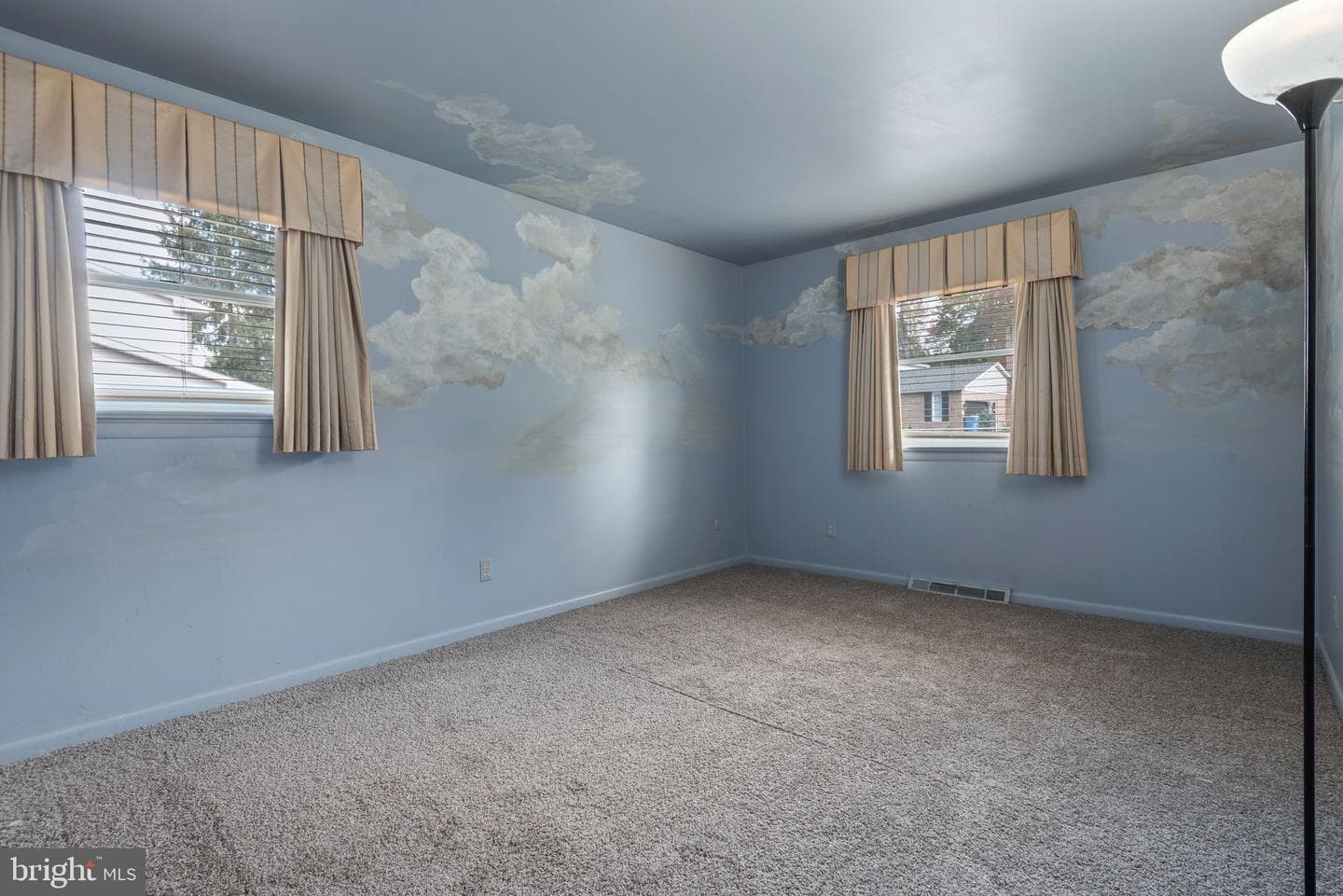 3045 Round Hill Road photo 25