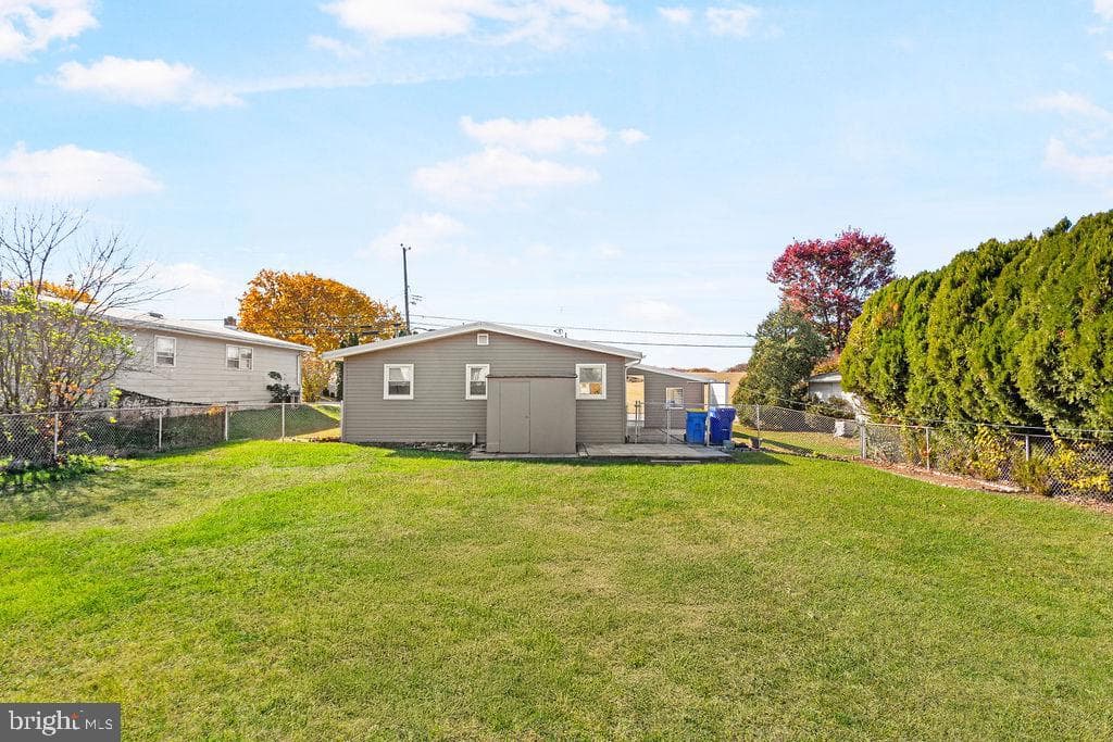39 Biesecker Road photo 18