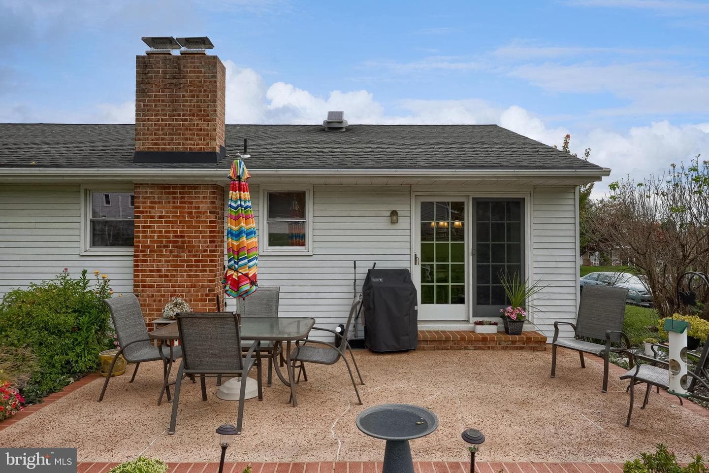 4 Logan Heights Road photo 3