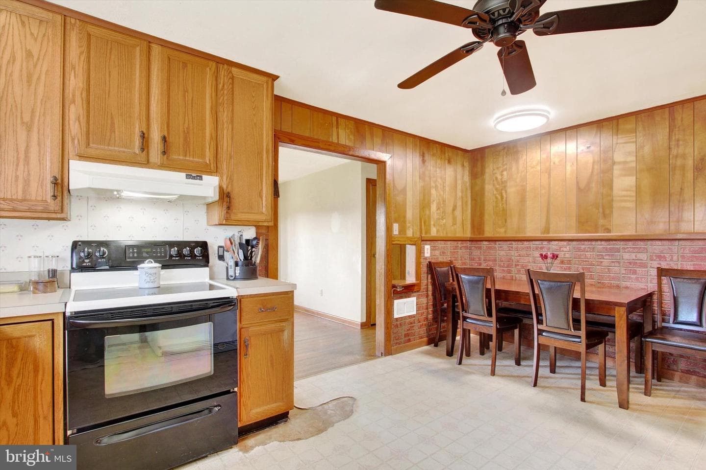 6674 Steltz Road photo 11