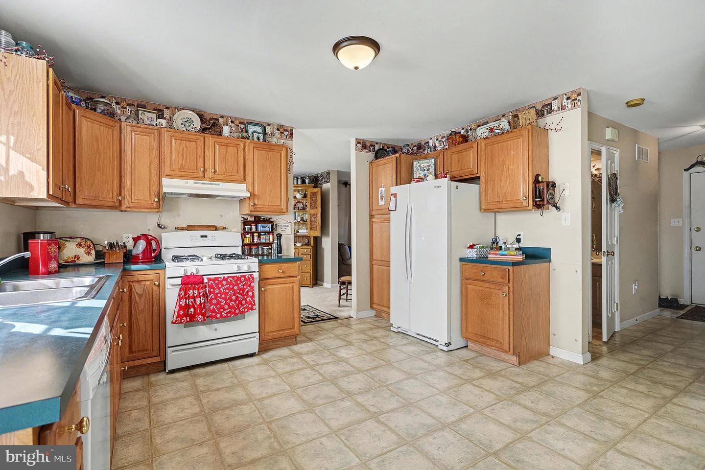 3706 Wheatland Drive photo 8