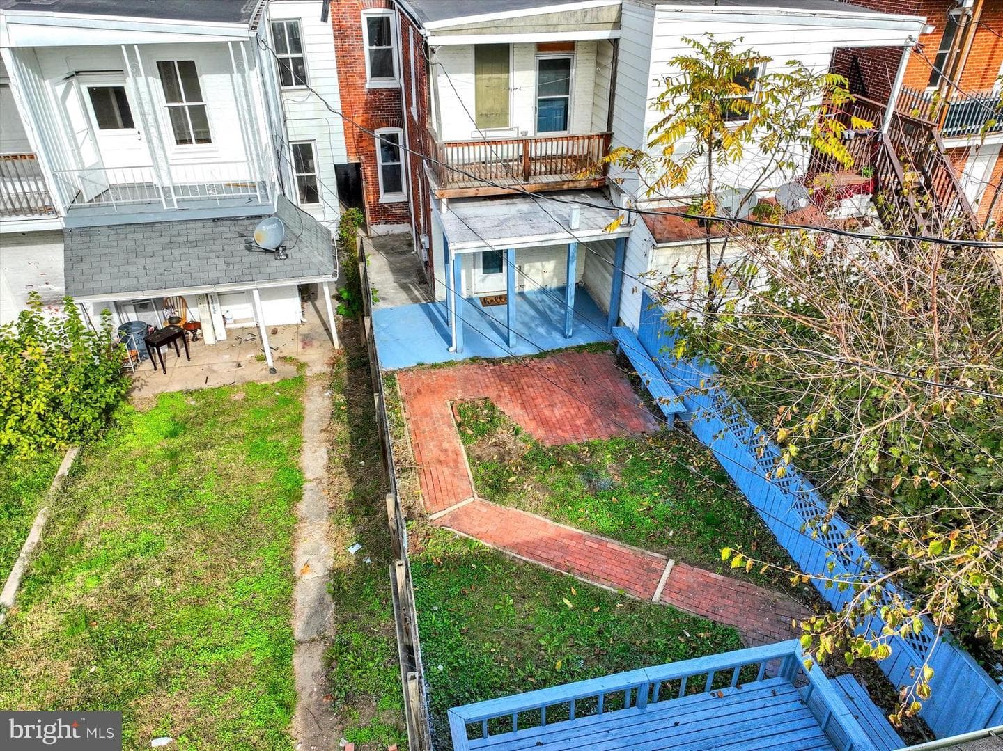 236 W Jackson Street photo 31