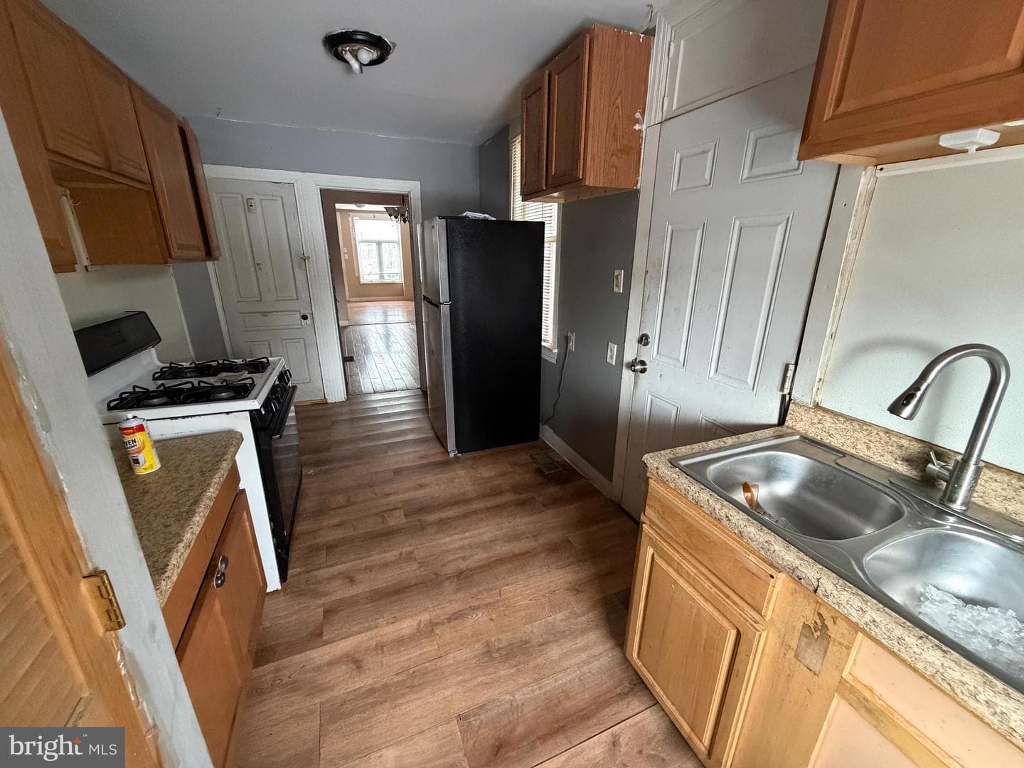 348 W Gay Avenue photo 7