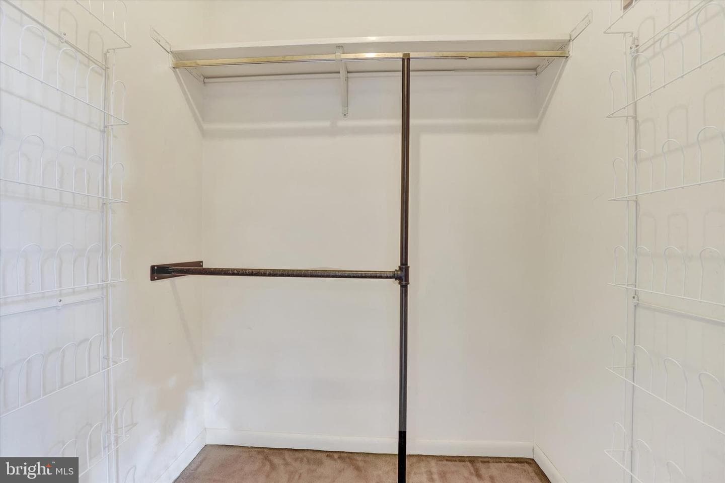 34 Jean Lo Way photo 16