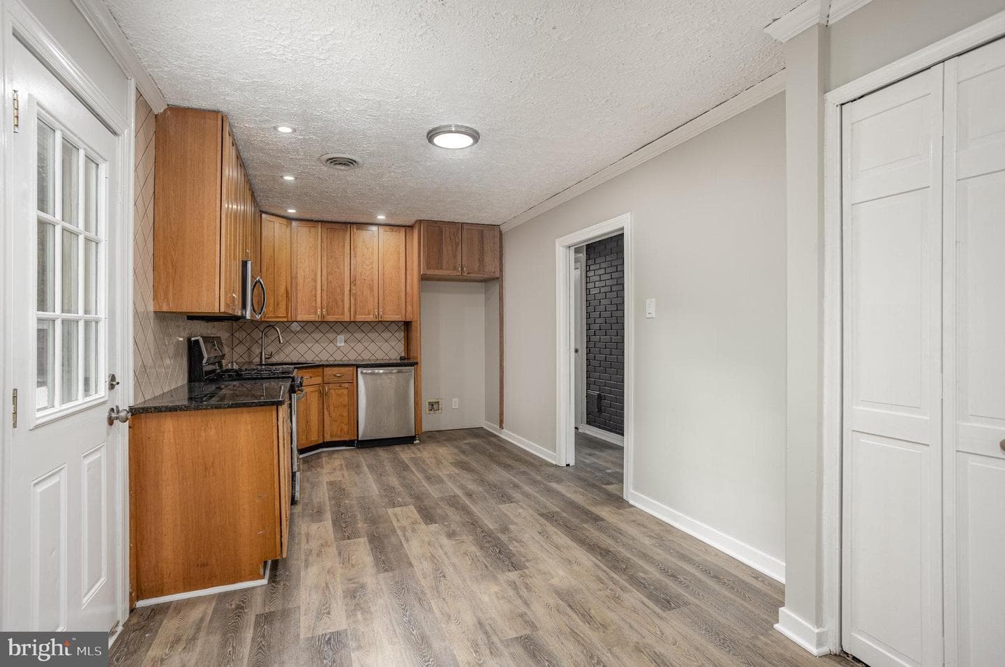1232 Continental Road photo 5