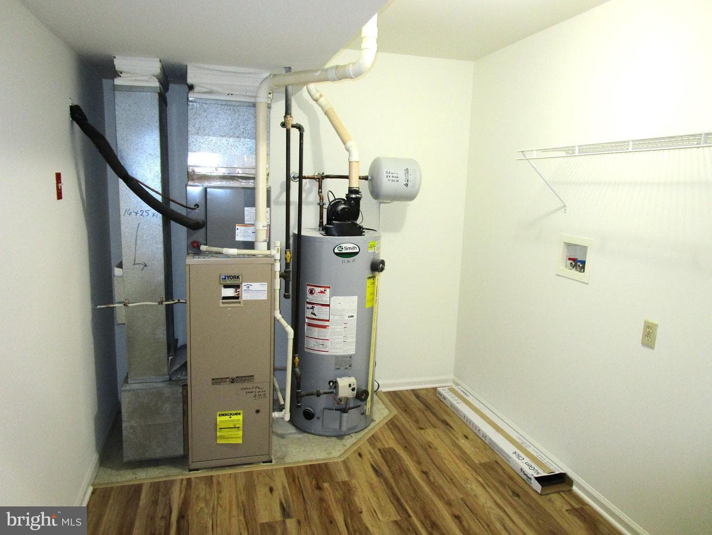 3044 Spectrum Road photo 26