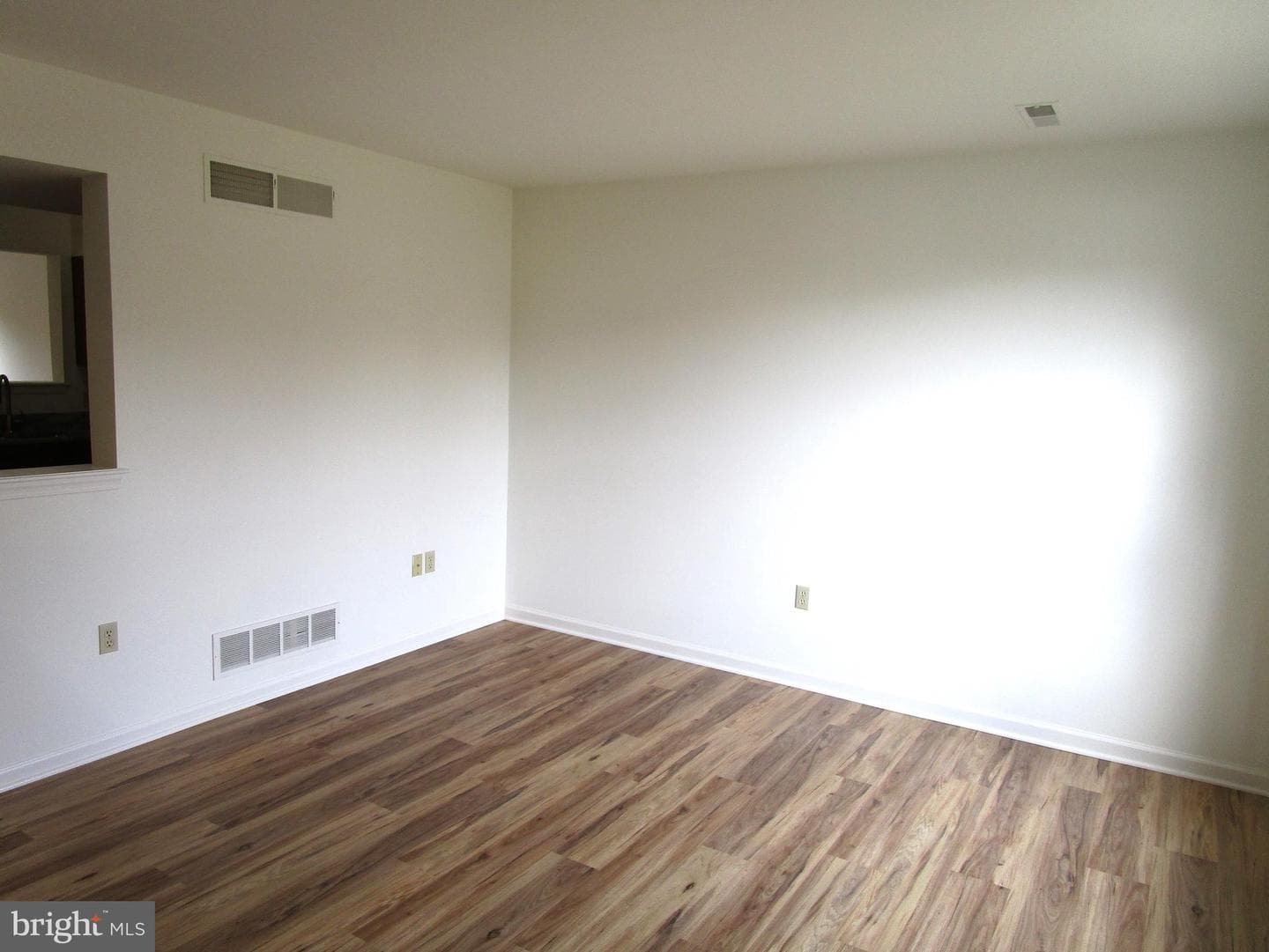 3044 Spectrum Road photo 6