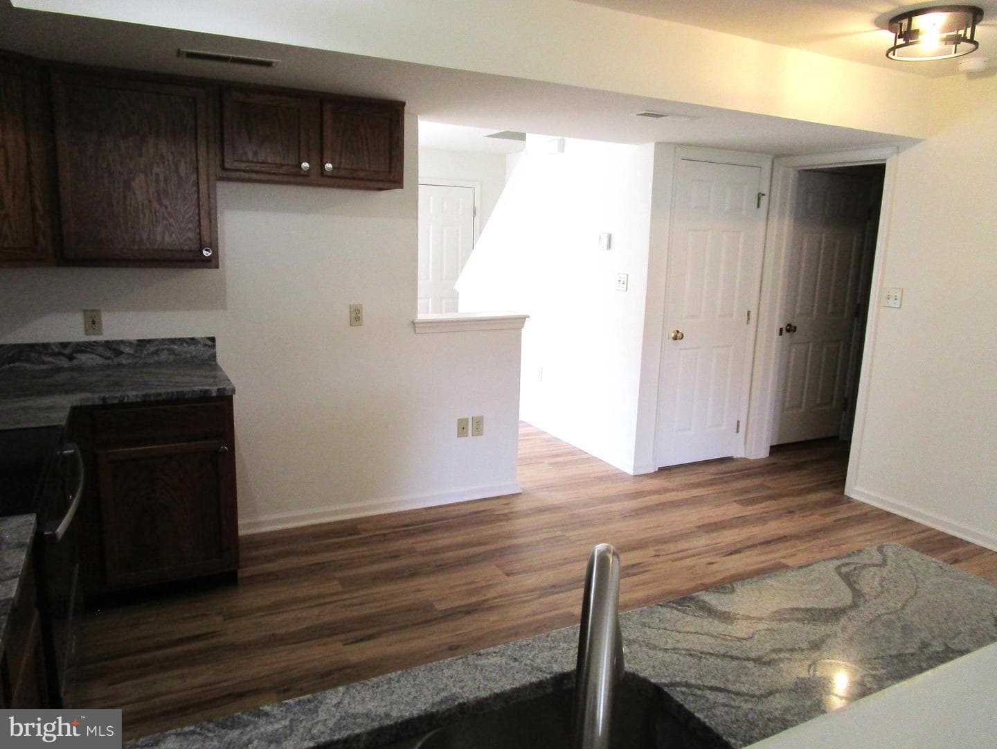 3044 Spectrum Road photo 9