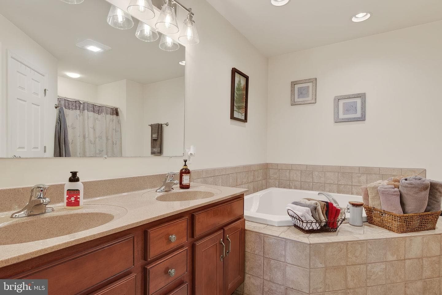 495 Thomas Armor Drive photo 31