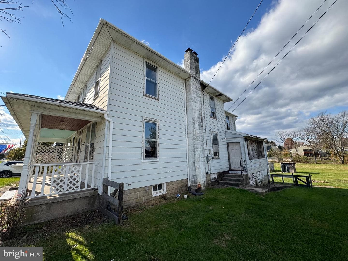 1951 Park Street photo 4