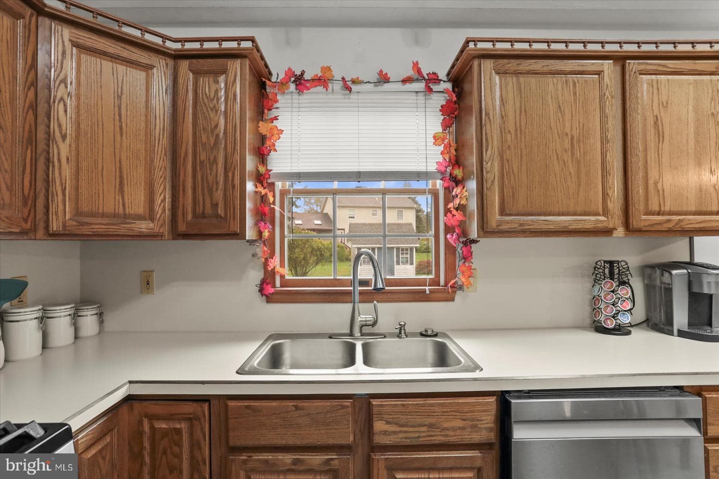 37 Magnolia Lane photo 20