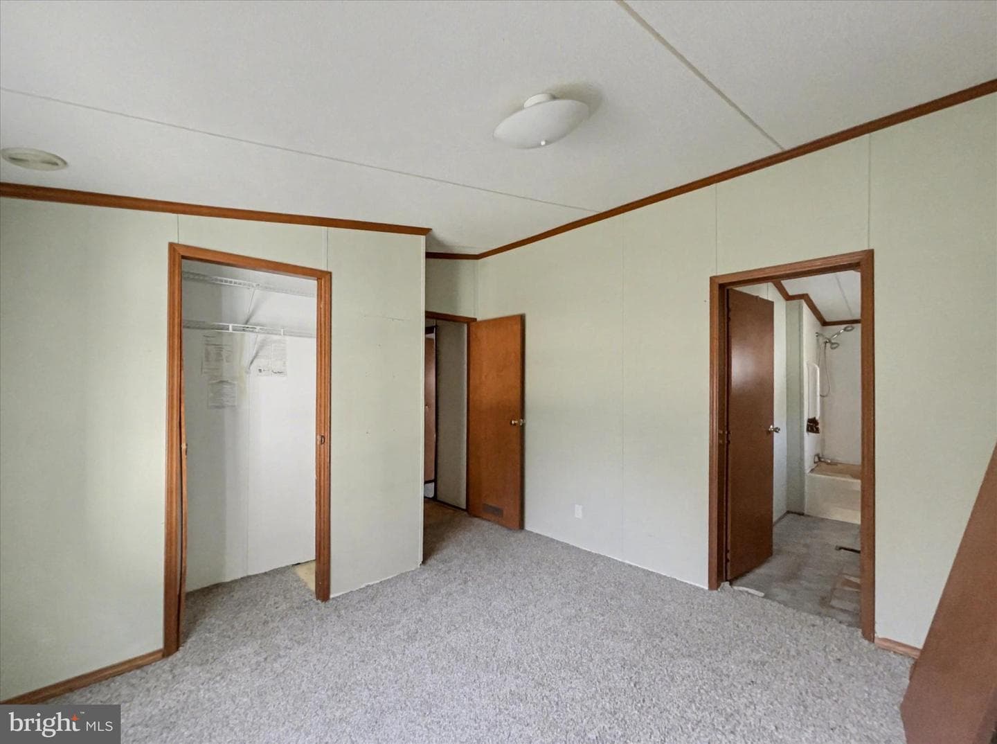 1680 Wood Crest Lane photo 13