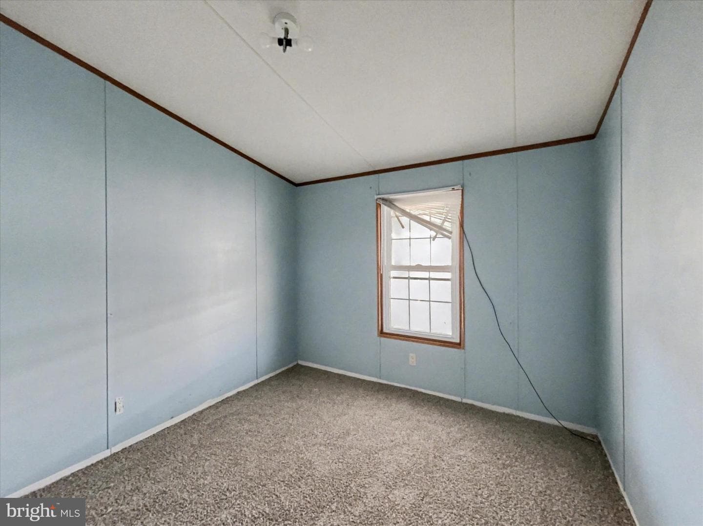 1680 Wood Crest Lane photo 18