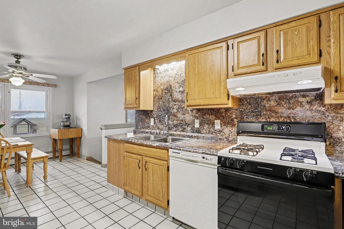 479 Frederick Drive photo 9