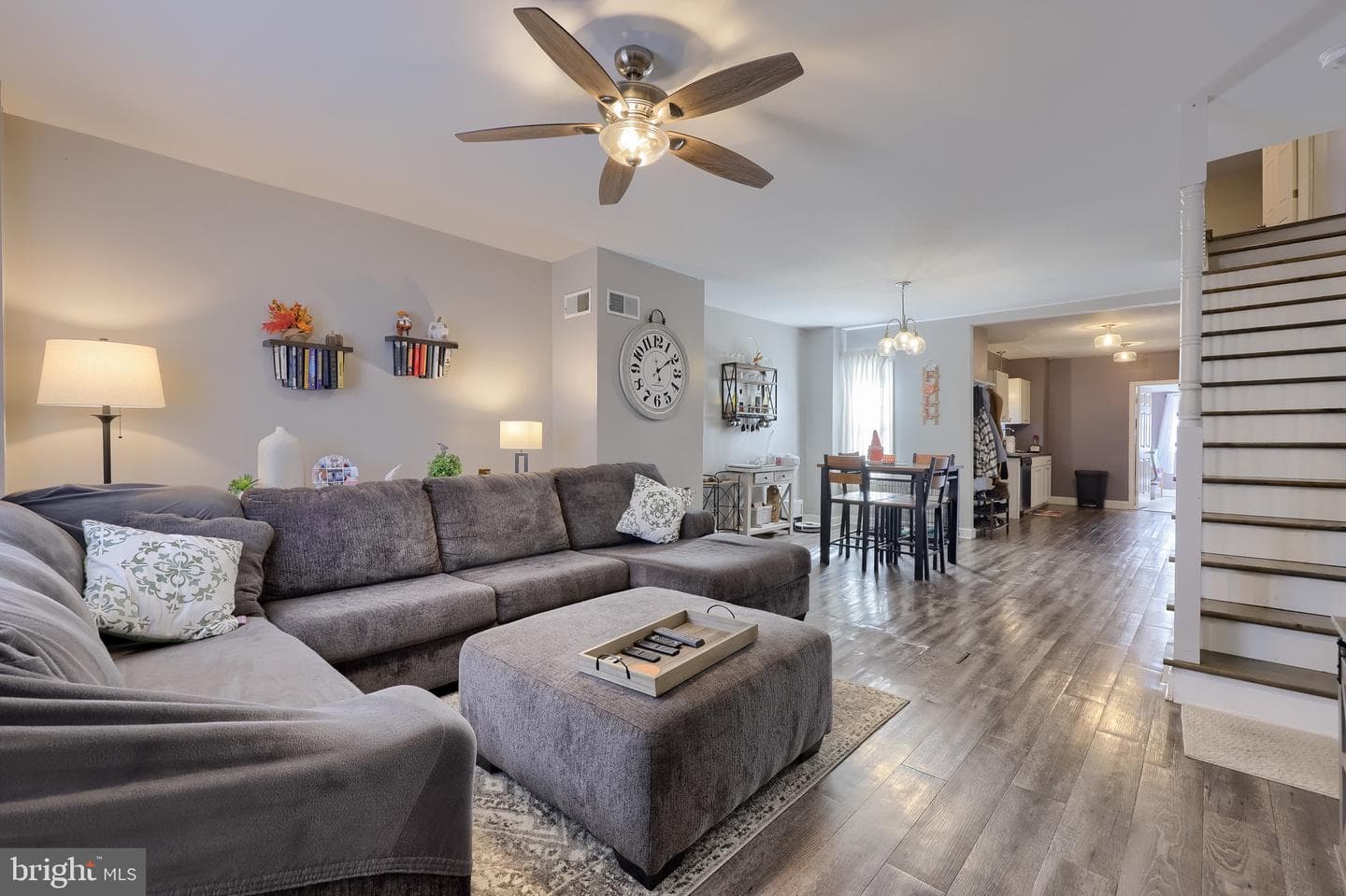 866 E Prospect Street photo 10
