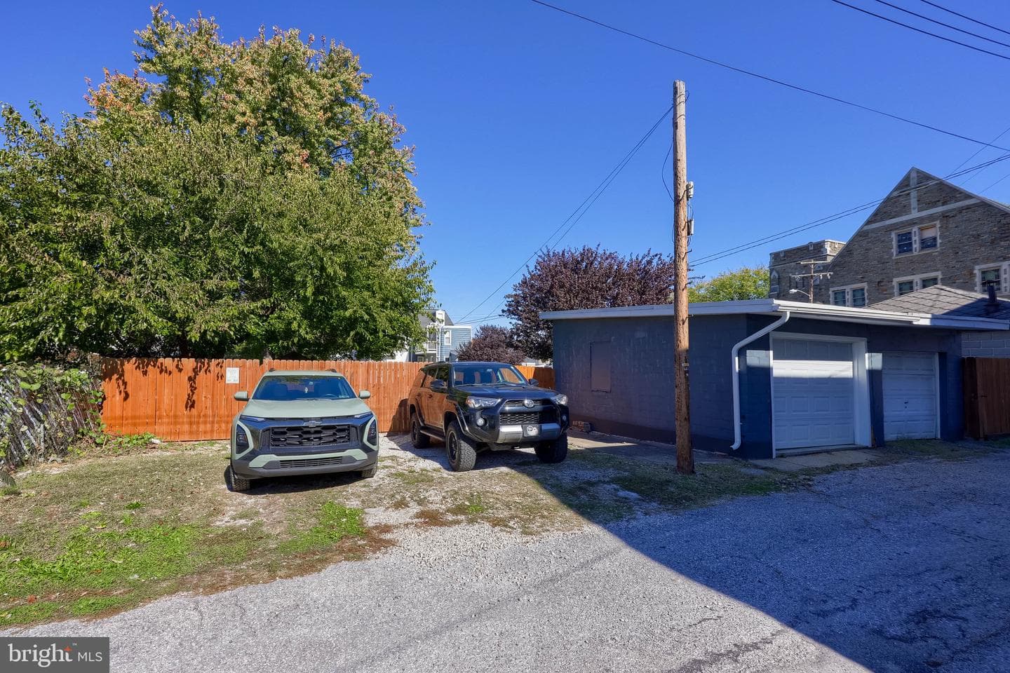 866 E Prospect Street photo 37